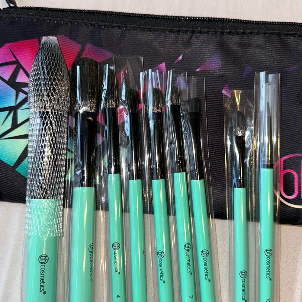 BH Cosmetics Aurora Brush Set